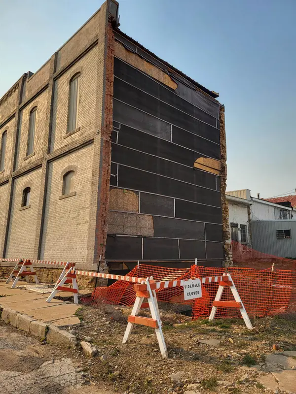 200 N Main St, Eureka, KS 67045
