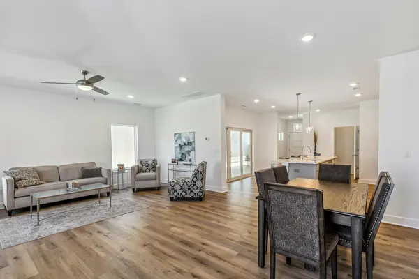419 E Park Pl, Andover, KS 67002