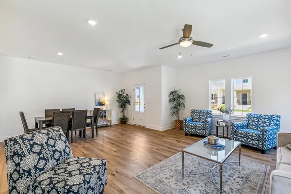 419 E Park Pl, Andover, KS 67002