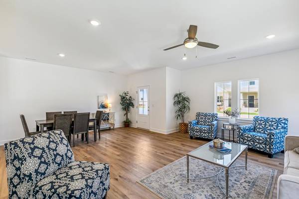419 E Park Pl, Andover, KS 67002