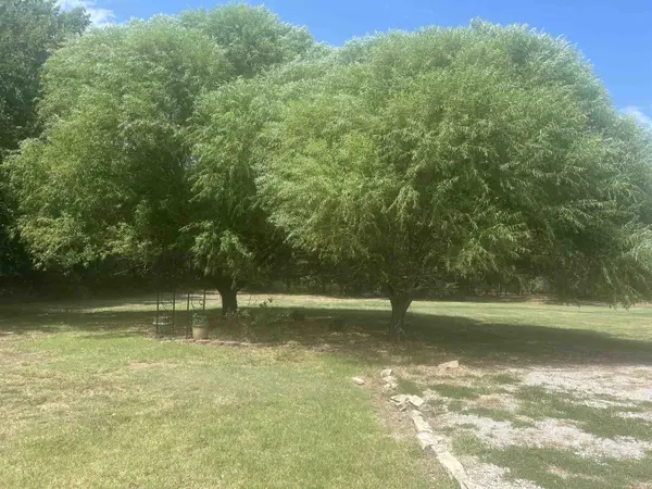 2000 E Madison, Arkansas City, KS 67005
