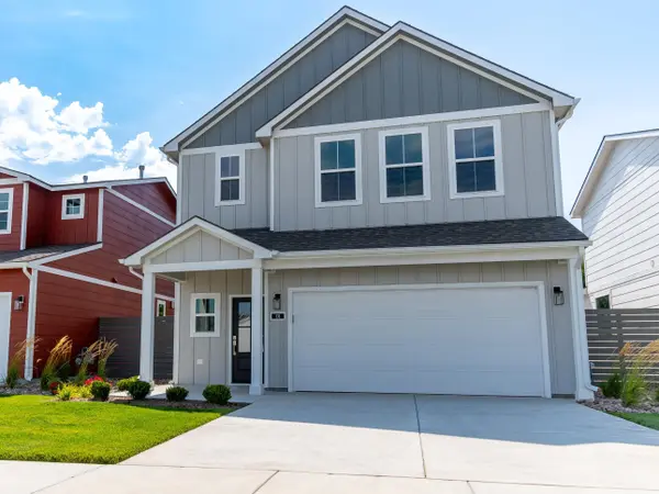 131 S Sunset Dr, Andover, KS 67002