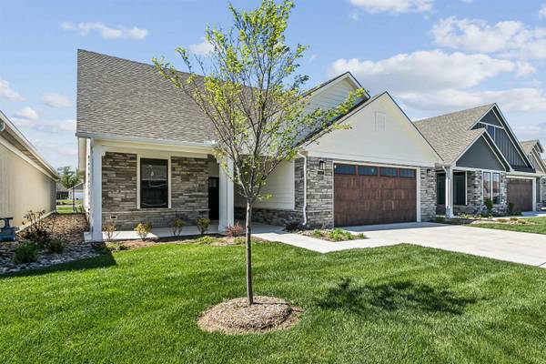205 S Heritage Way, Andover, KS 67002