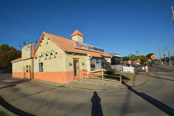 4206 E Harry St, Wichita, KS 67218