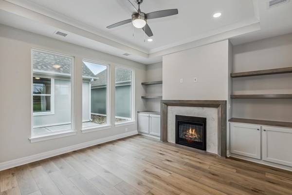 322 W Pepper Tree Rd, Andover, KS 67002
