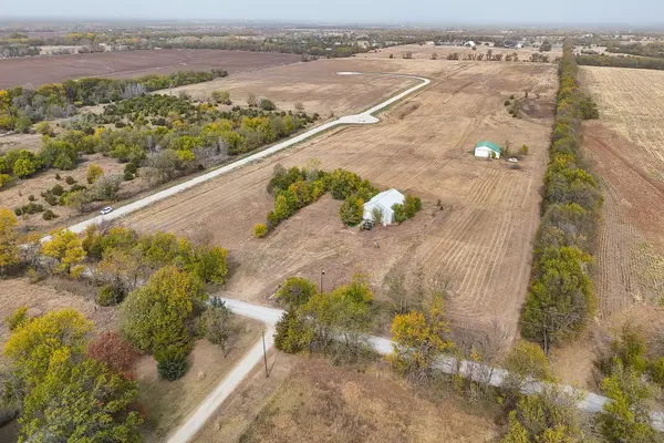 13510 SW 220th St, Douglass, KS 67039