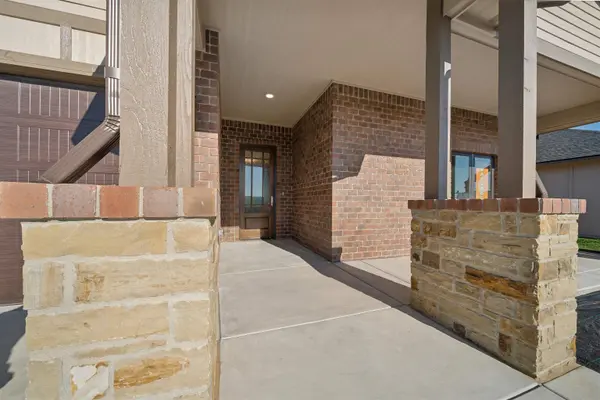1626 S Dove Place, Goddard, KS 67052