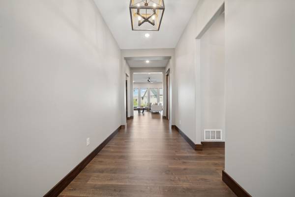 1626 S Dove Place, Goddard, KS 67052