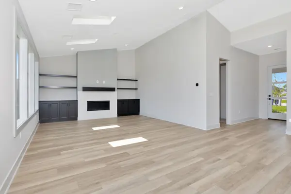 844 N Speyside Cir, Andover, KS 67002