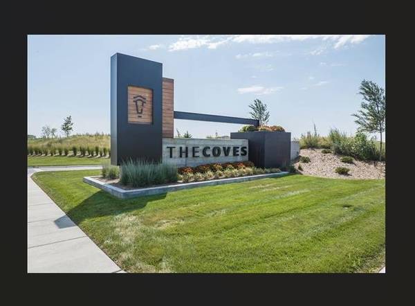 8365 W Waterway Ct, Maize, KS 67101