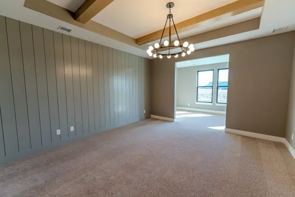 4542 N Sandkey St, Wichita, KS 67204