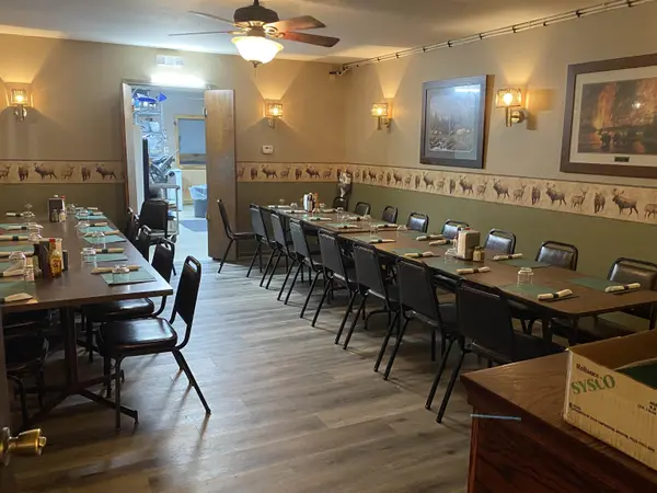 410 Parallel St, Clifton, KS 66937