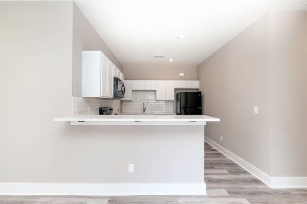 4307-4309 N Sandplum St, Wichita, KS 67205