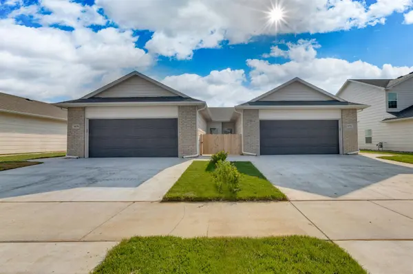 4307-4309 N Sandplum St, Wichita, KS 67205