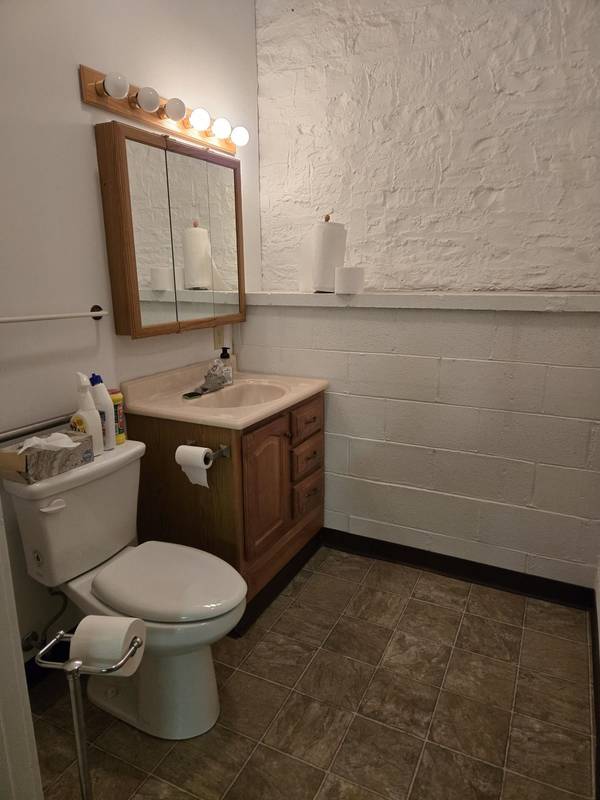 701 Main St, Winfield, KS 67156