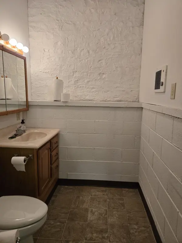 701 Main St, Winfield, KS 67156