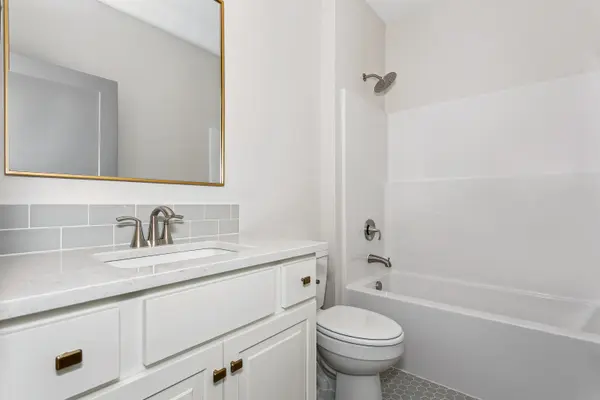 2722 W Shearwater St, Wichita, KS 67204