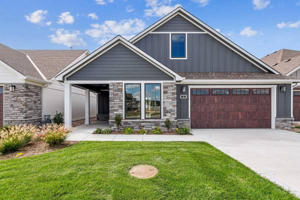 201 S Heritage Way, Andover, KS 67002
