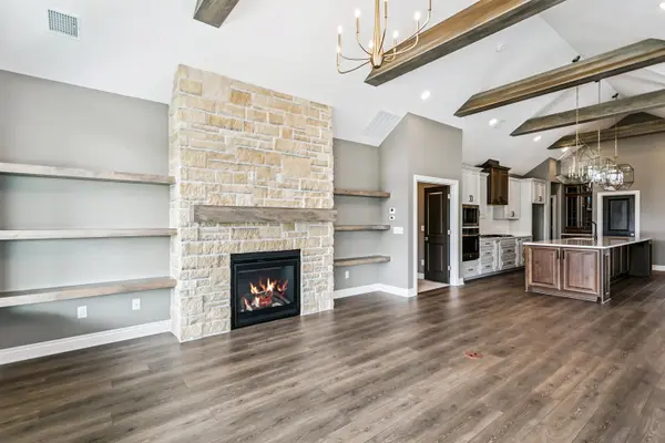 201 S Heritage Way, Andover, KS 67002