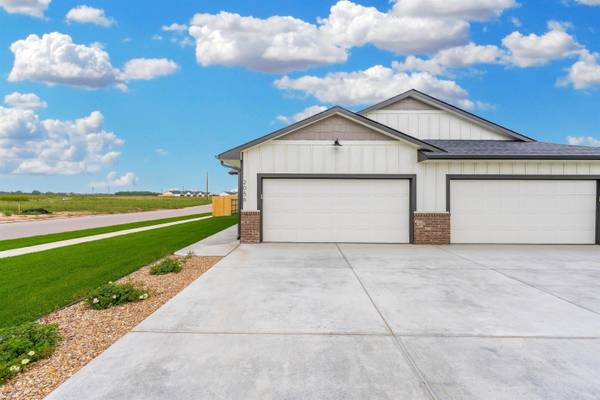 2017 N Reece St, Goddard, KS 67052