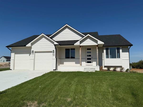 130 E Poplar Circle, Goddard, KS 67052