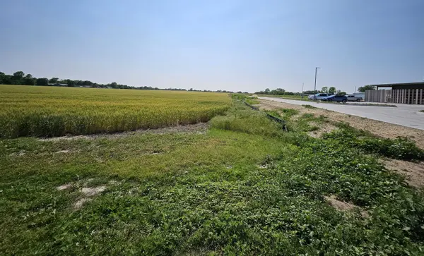 0 N Main, Mcpherson, KS 67460