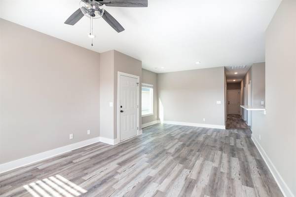 4451-4453 N Sandplum St, Wichita, KS 67205