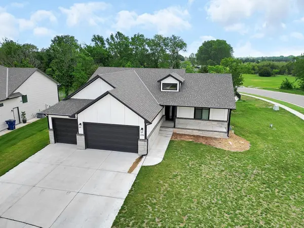 2246 S Nicole Cir, Andover, KS 67002