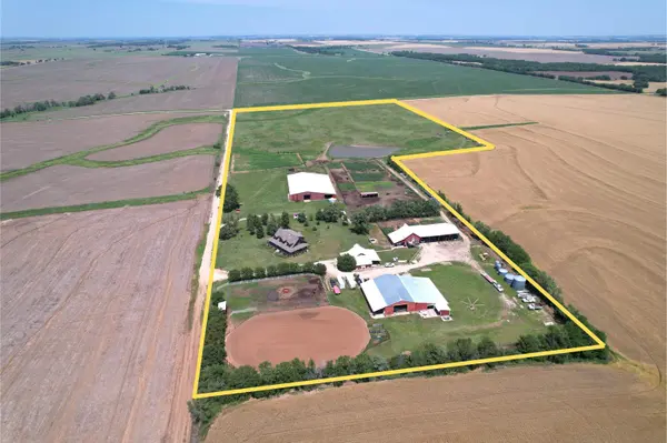 3266 Dove Road, Abilene, KS 67410