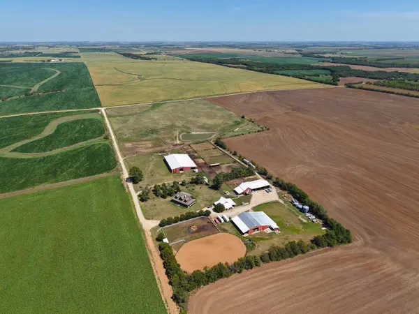3266 Dove Road, Abilene, KS 67410