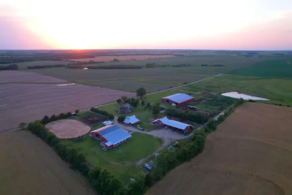3266 Dove Road, Abilene, KS 67410