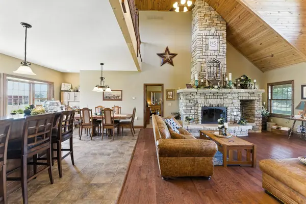 3266 Dove Road, Abilene, KS 67410