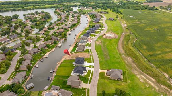 3011 W Crystal Beach, Wichita, KS 67204