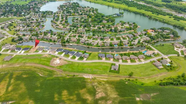 3011 W Crystal Beach, Wichita, KS 67204