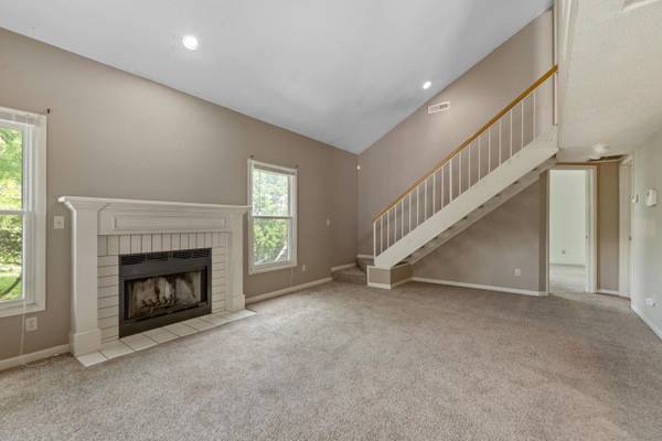 1450 S Webb Rd #520, Wichita, KS 67207