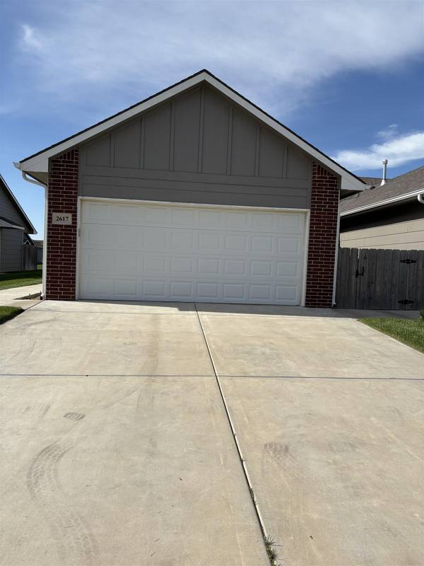 2617-2619 W 55th St N, Wichita, KS 67204