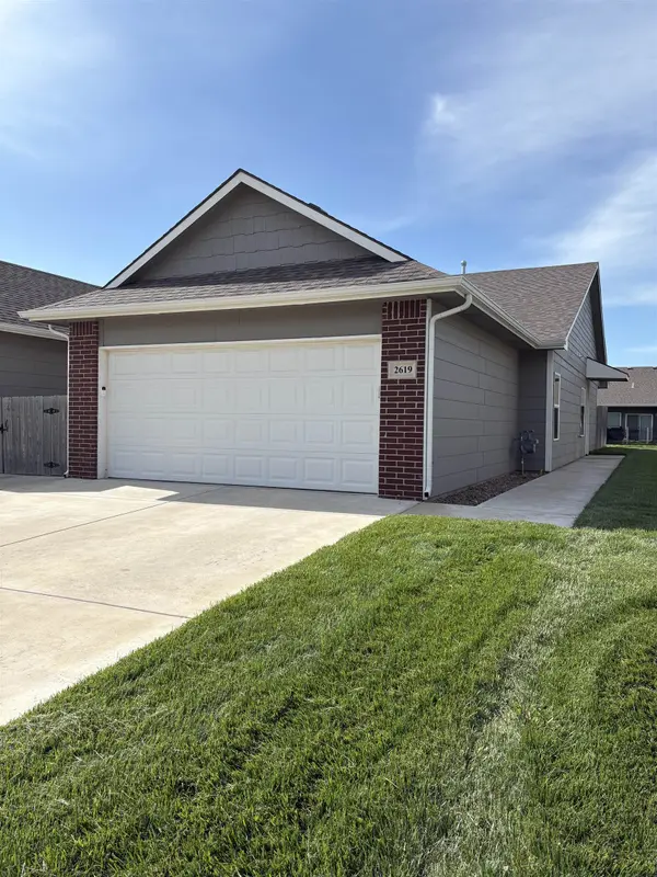 2617-2619 W 55th St N, Wichita, KS 67204