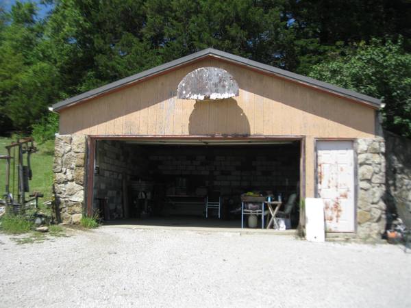 13390 Quinter Rd., Altoona, KS 66710