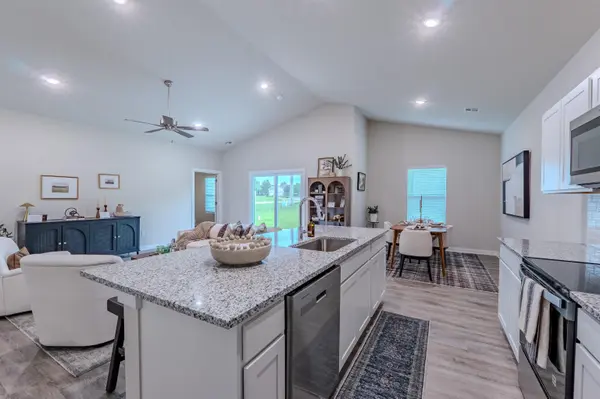 2800 S Maize Ct, Wichita, KS 67215