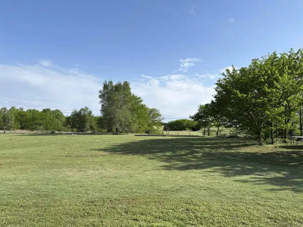 20029 SE 30th Ave, Pratt, KS 67124
