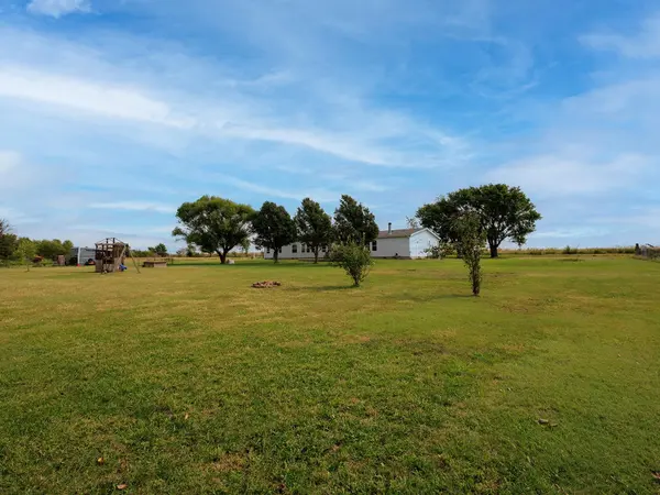 29809 191st Rd, Maple City, KS 67102
