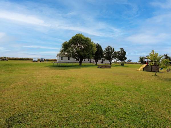 29809 191st Rd, Maple City, KS 67102