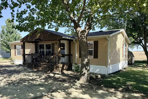 2128 Schlotthauer, Marion, KS 66861