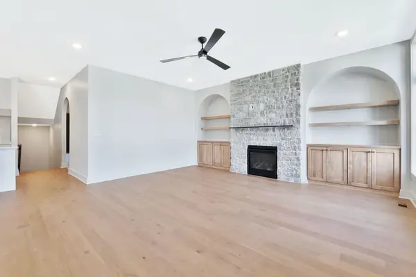 12369 E Woodspring Ct, Wichita, KS 67226