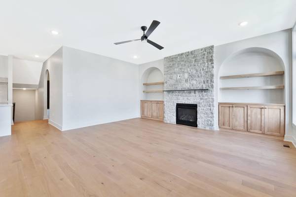 12369 E Woodspring Ct, Wichita, KS 67226