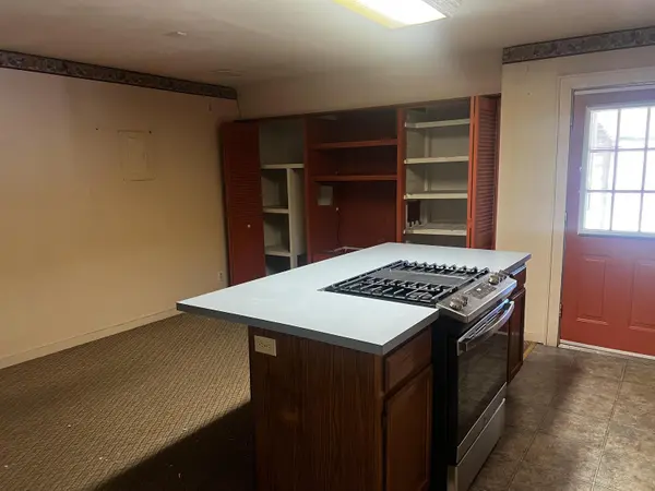 1702 N 8, Arkansas City, KS 67005