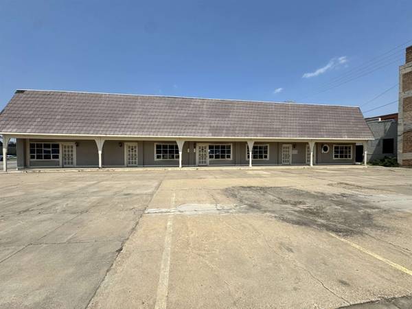234 N 7th st, Salina, KS 67401