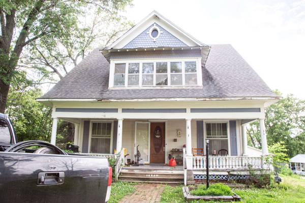 115 S 5th St, Fredonia, KS 66736