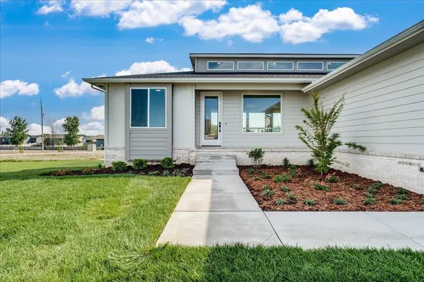9630 W Cedar Lane, Maize, KS 67101