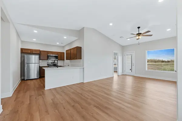 849 S Wybern St, Valley Center, KS 67147-8977